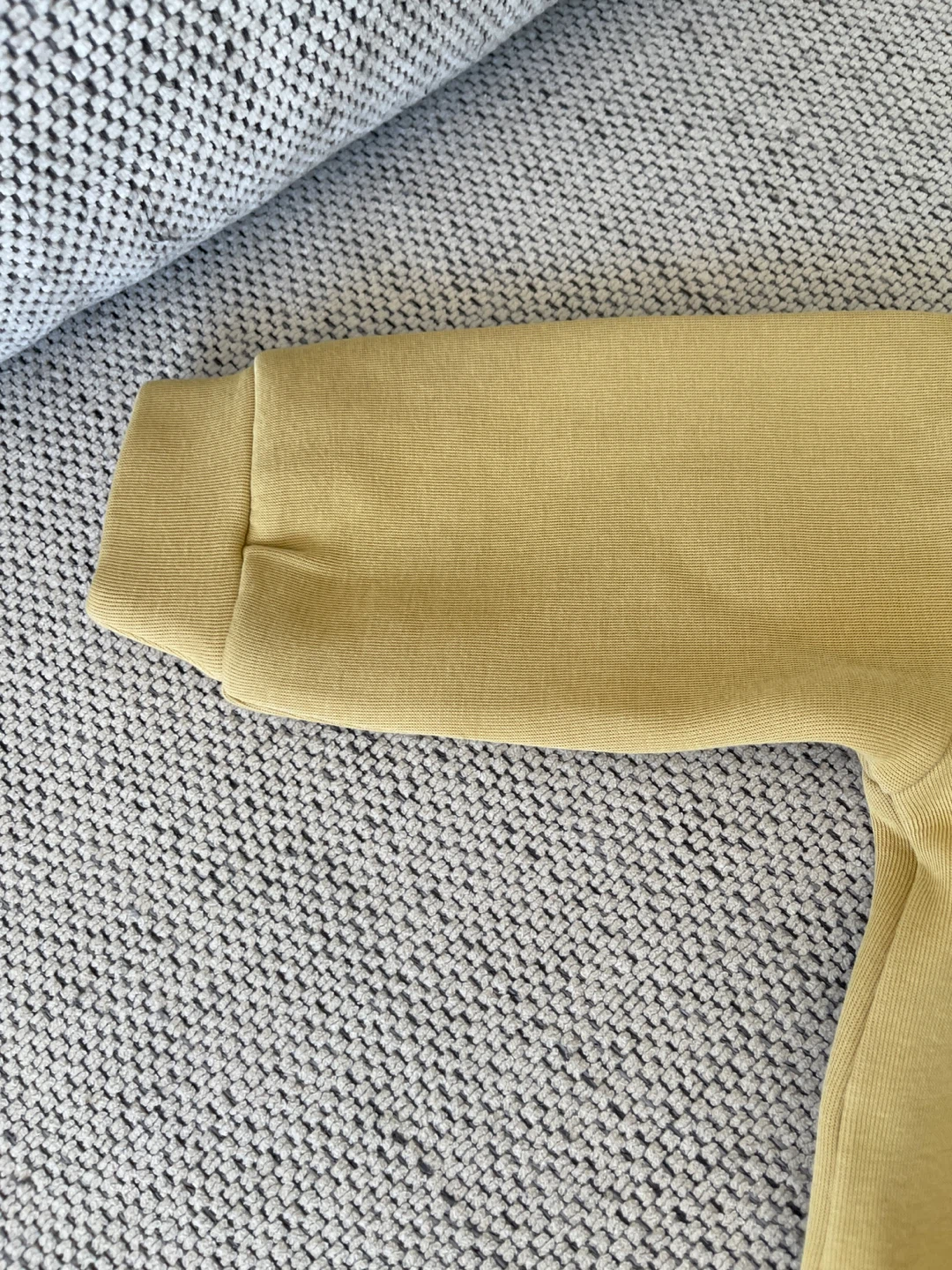 Muji Kids Crewneck Sweatshirt with Giraffe Patch - Size 90 - photo 3