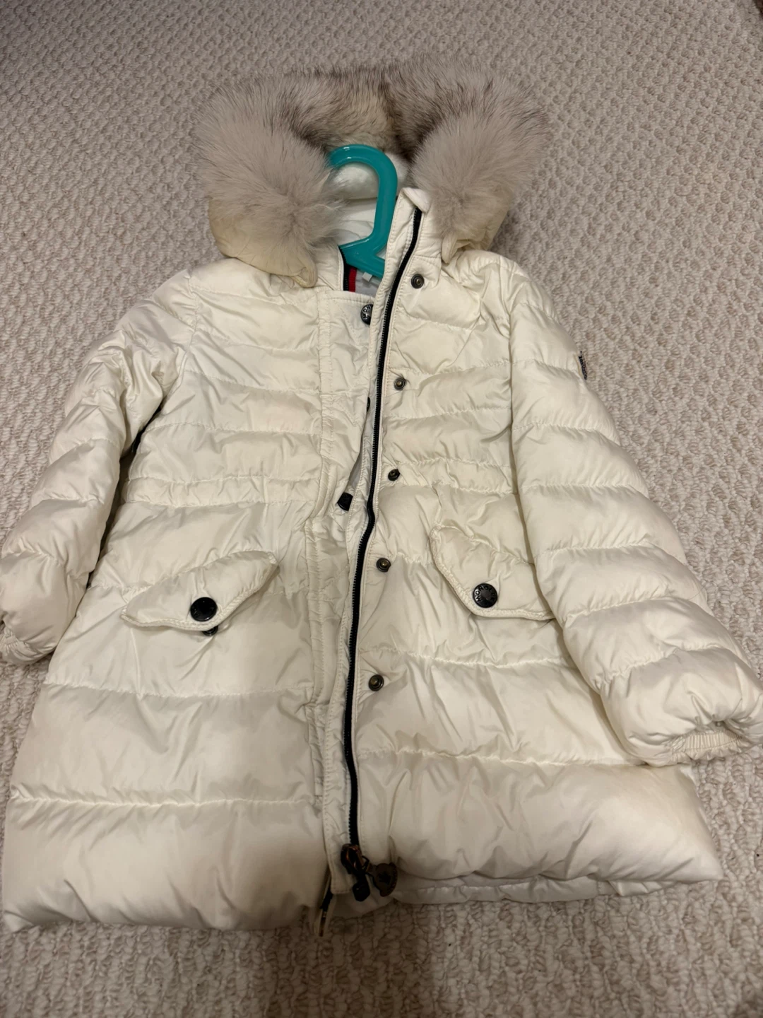 Moncler White Puffer Coat with Fur Hood - photo 2