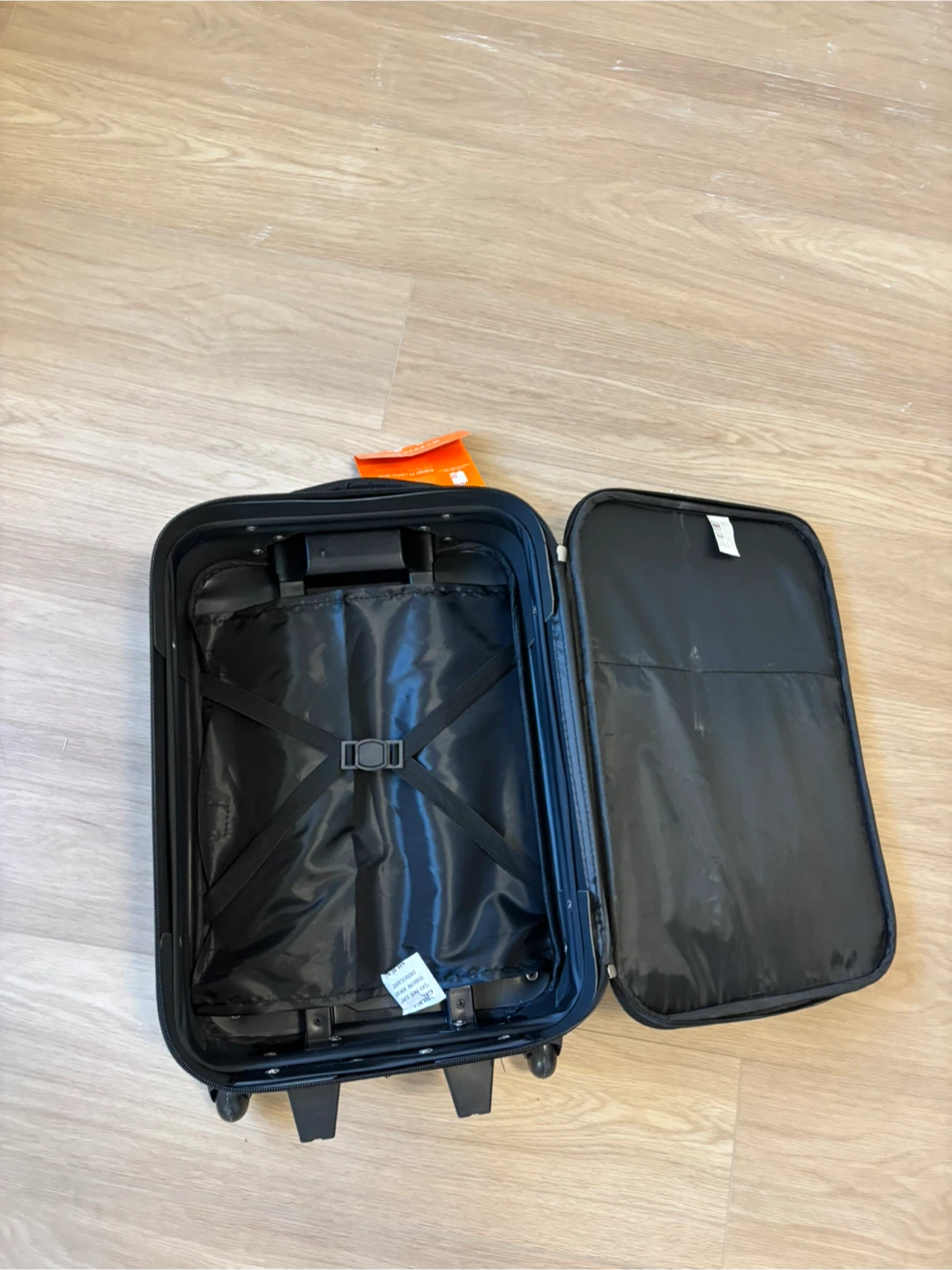 Jetstream Black Carry-On Luggage - photo 4