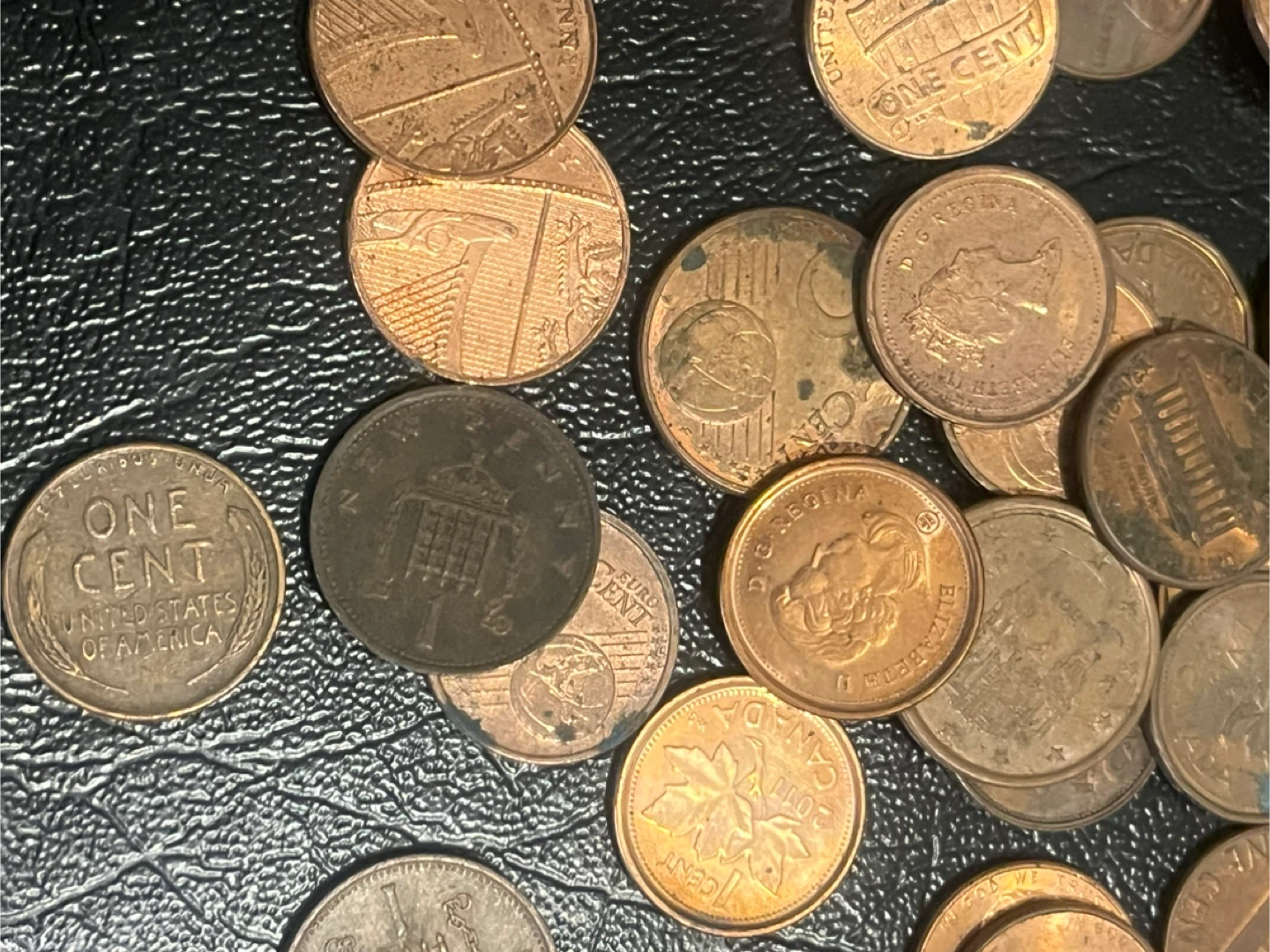 Assorted Canadian and US Pennies UK AND EURO - photo 3
