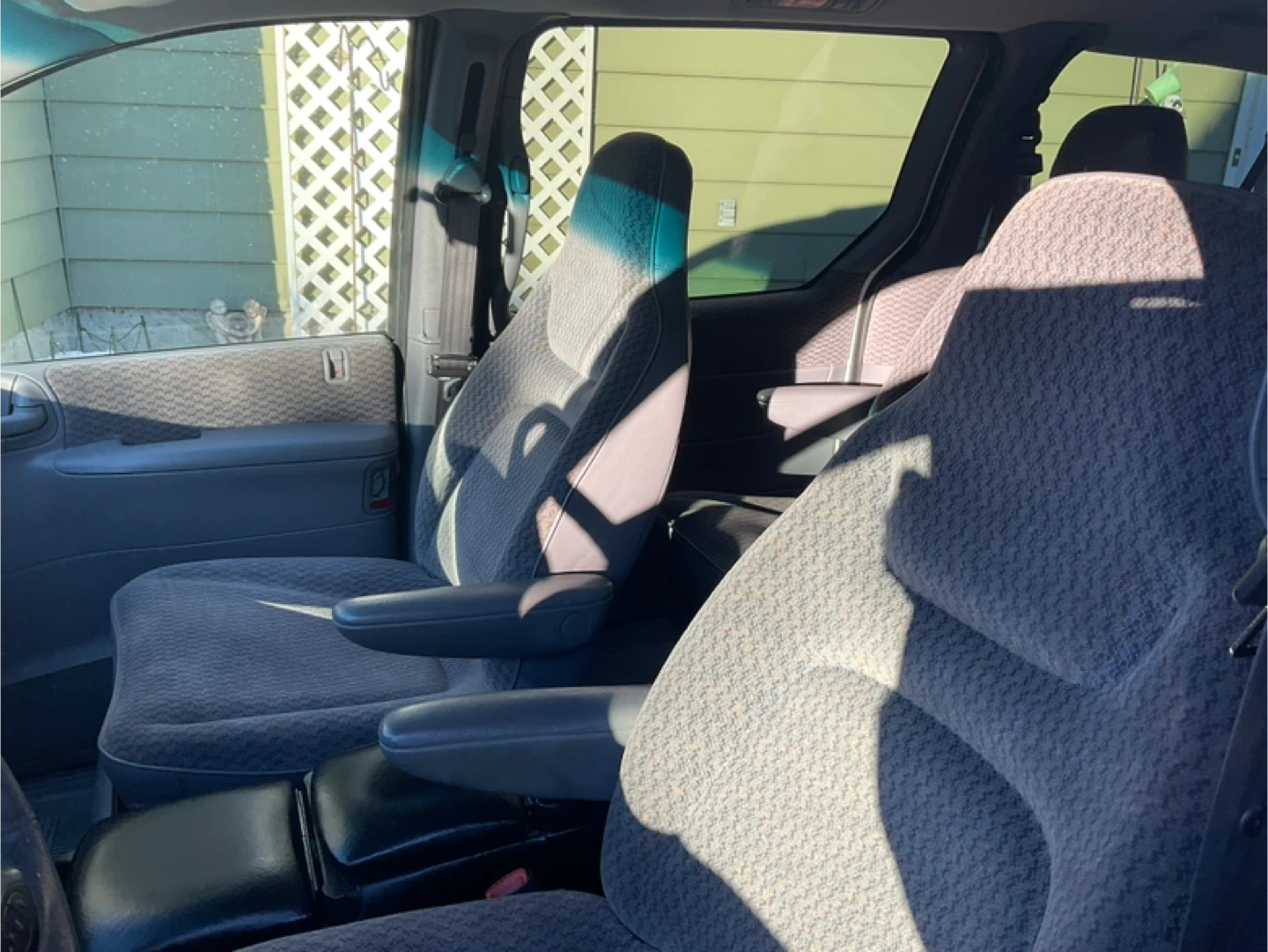 SOLD, 2000, White Dodge Grand Caravan Sport Minivan - photo 5
