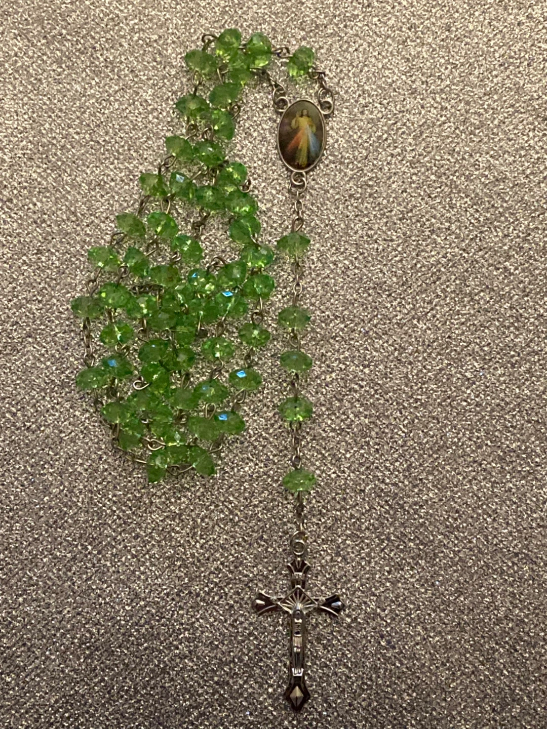 Green Crystal Rosary ( Nuestro Señor Jesus cristo) - photo 4