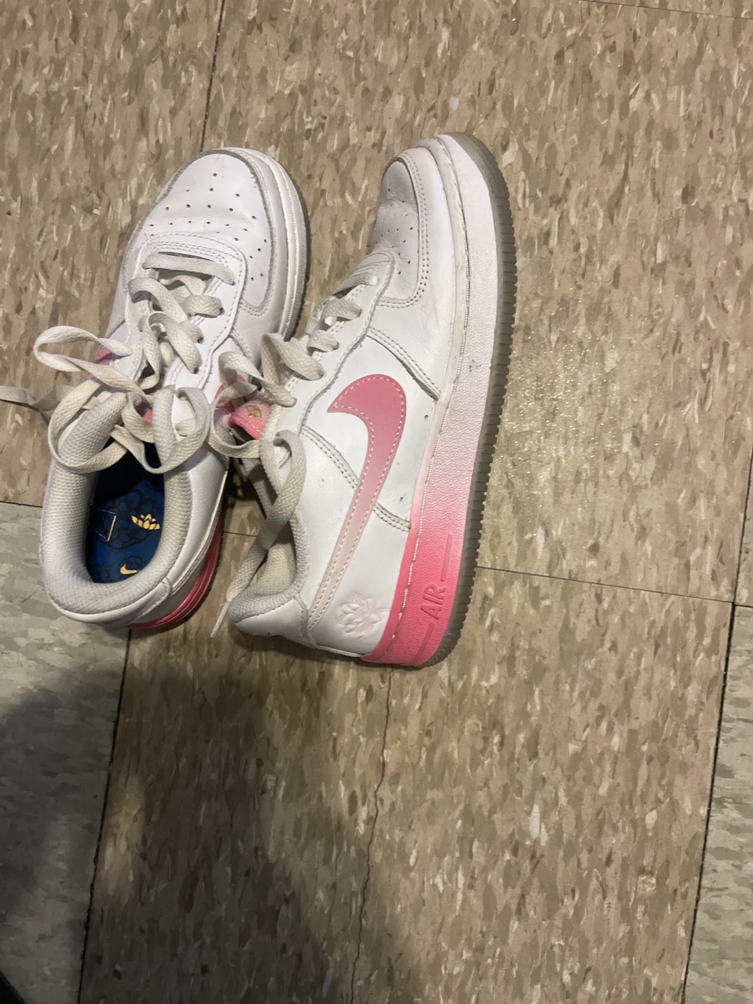 Nike Air Force 1 Women's Sneakers - White/Pink - photo 2