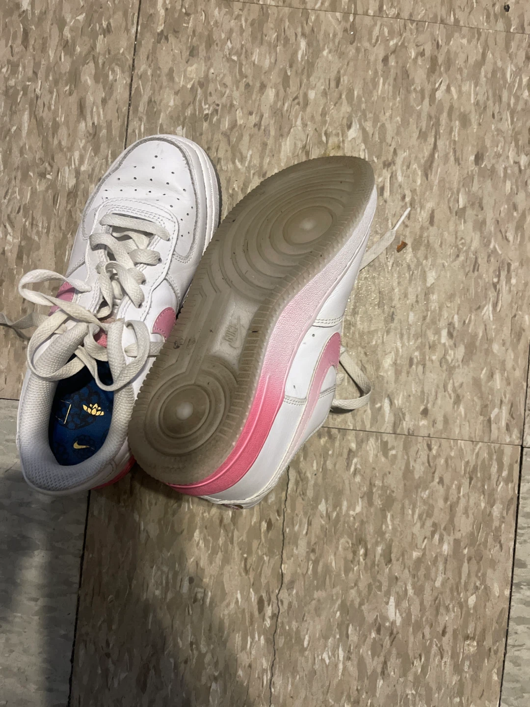 Nike Air Force 1 Women's Sneakers - White/Pink - photo 3