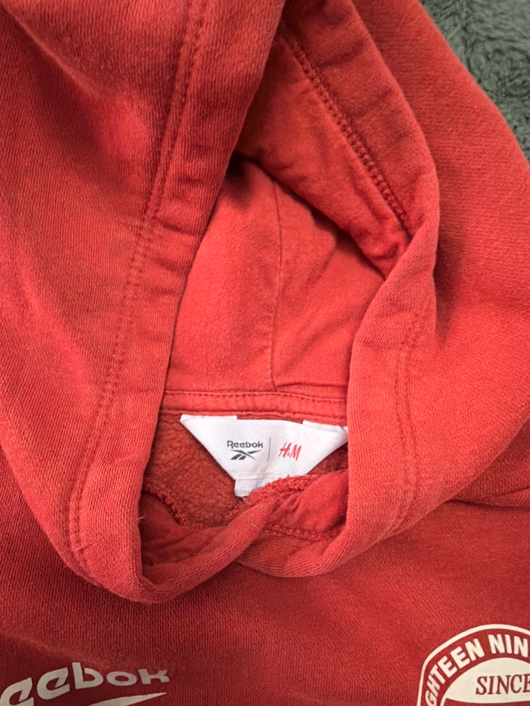 Reebok Red Hoodie - photo 3