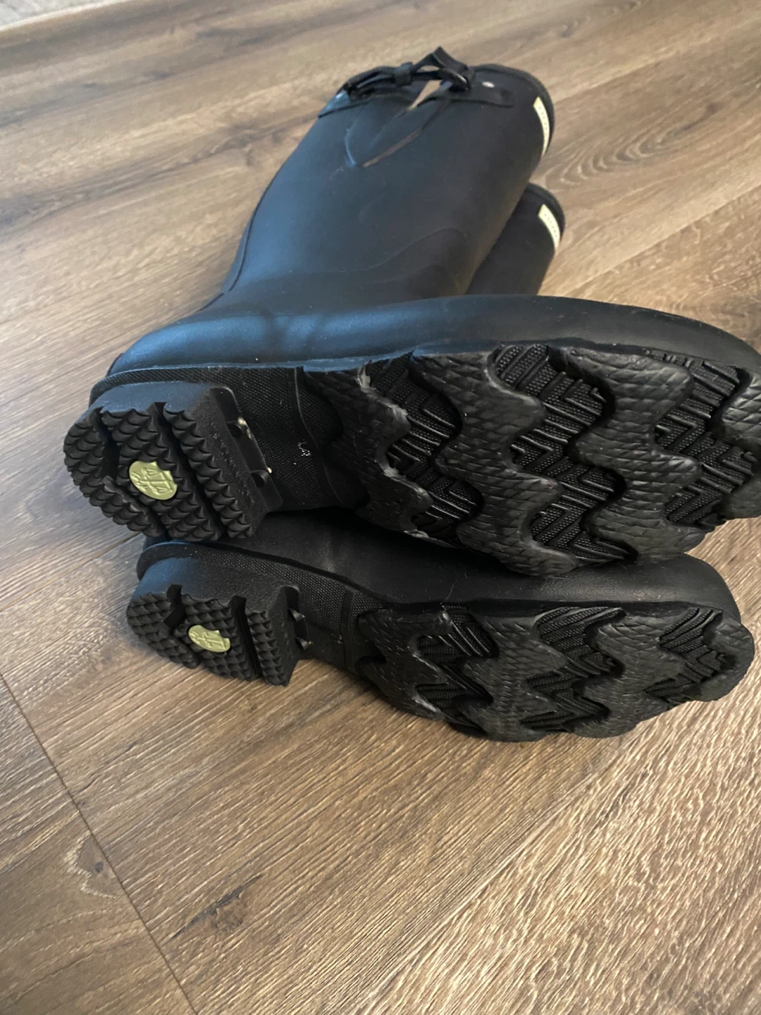 Hunter Black Tall Rubber Rain Boots - photo 2