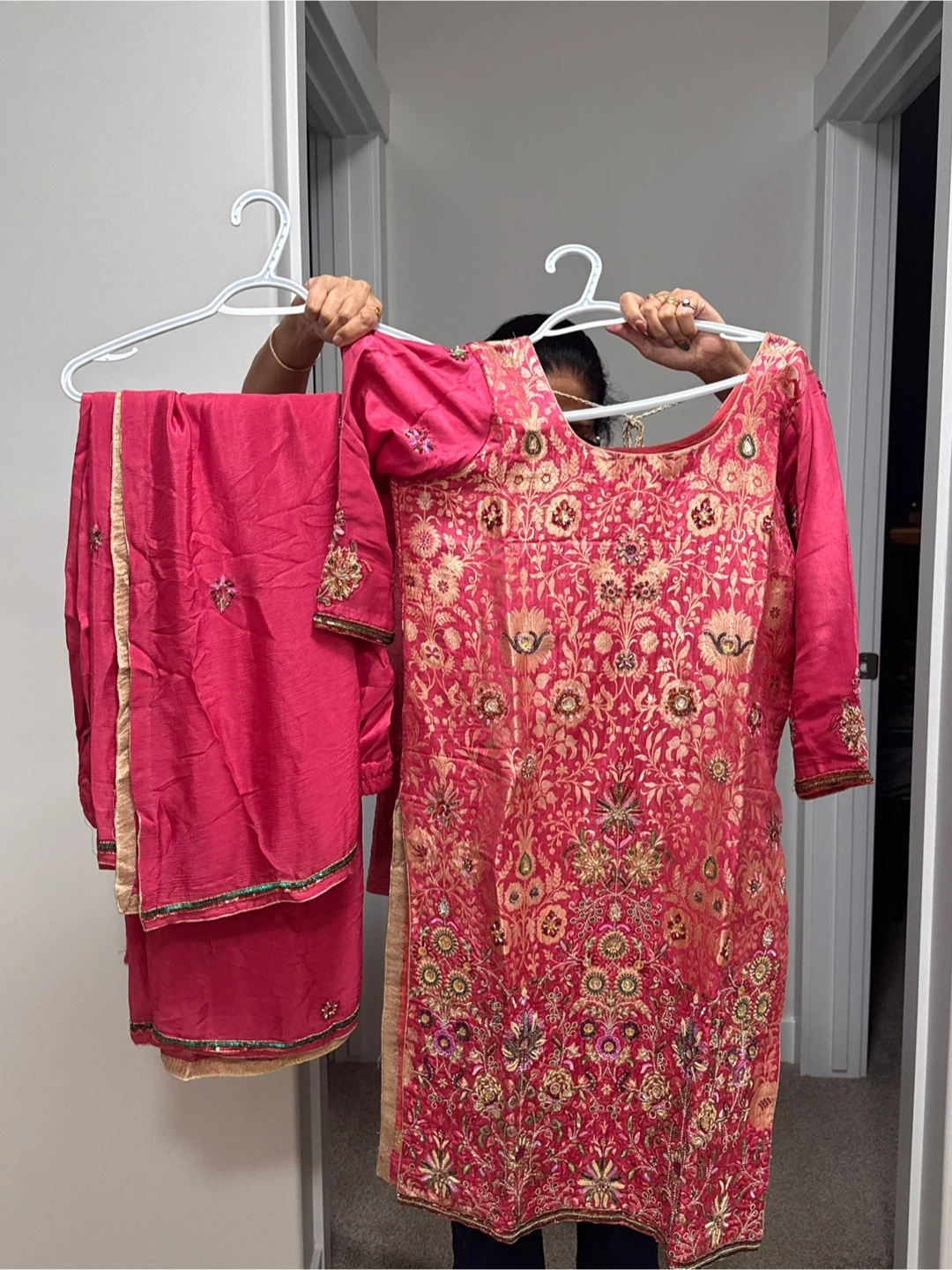 Pink Embroidered Kurti with Pants and Scarf - photo 2