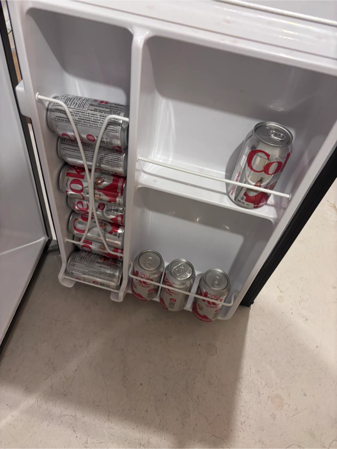 Mini Fridge - photo 4