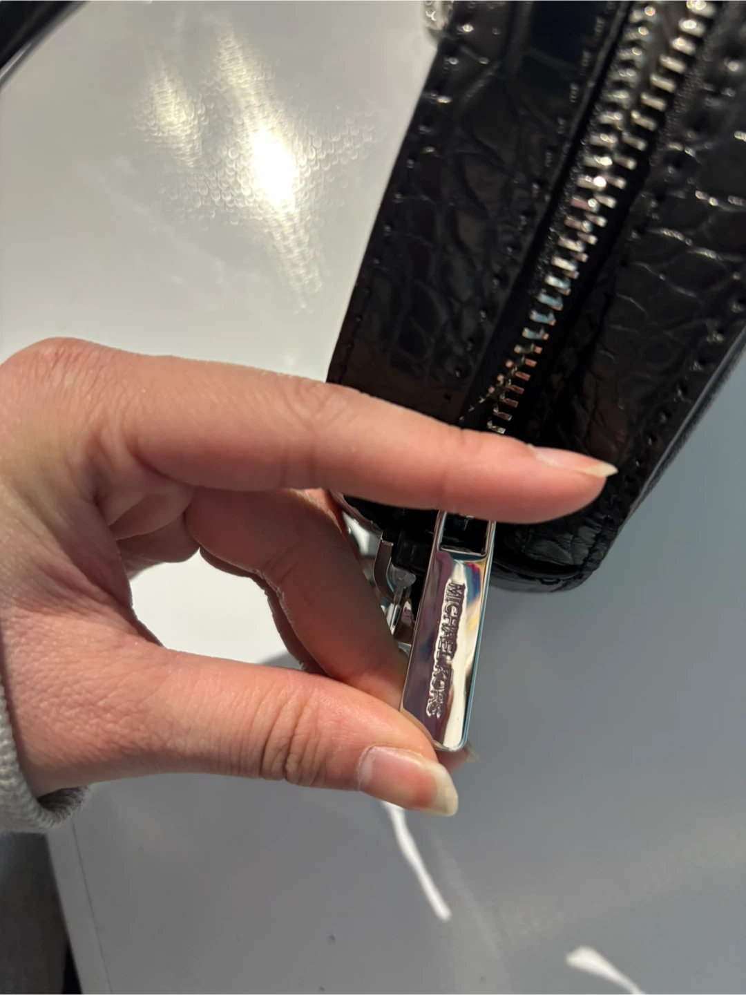Michael Kors Black Leather Crossbody Bag - photo 4