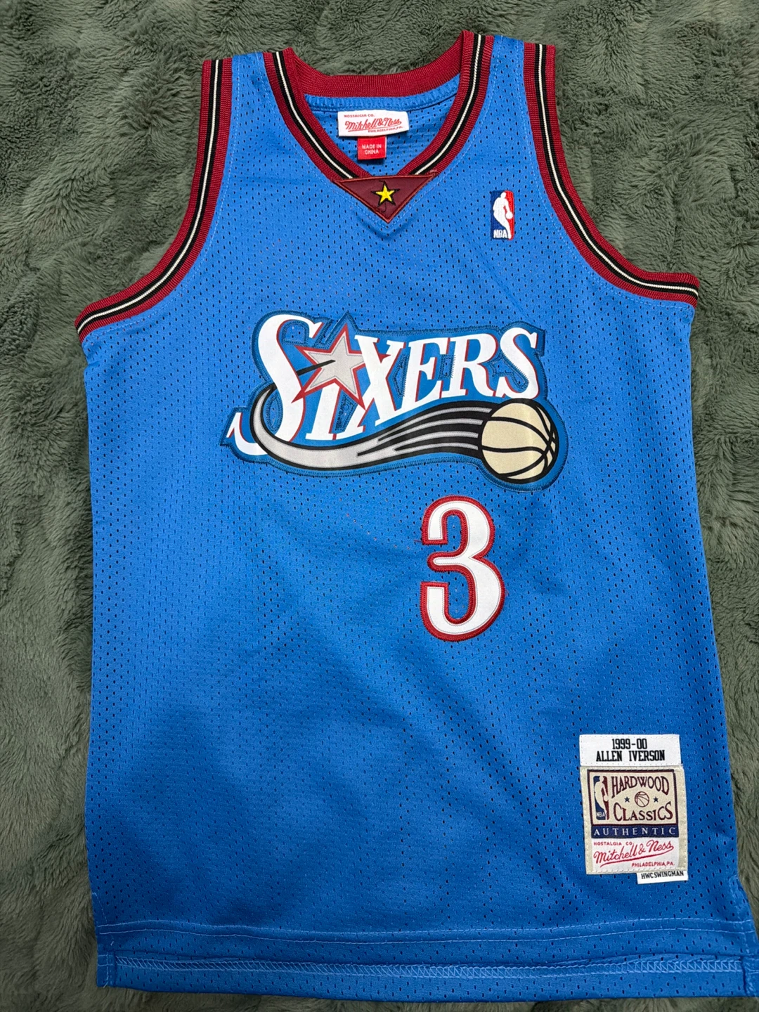 Mitchell & Ness Philadelphia 76ers Allen Iverson Jersey Size S