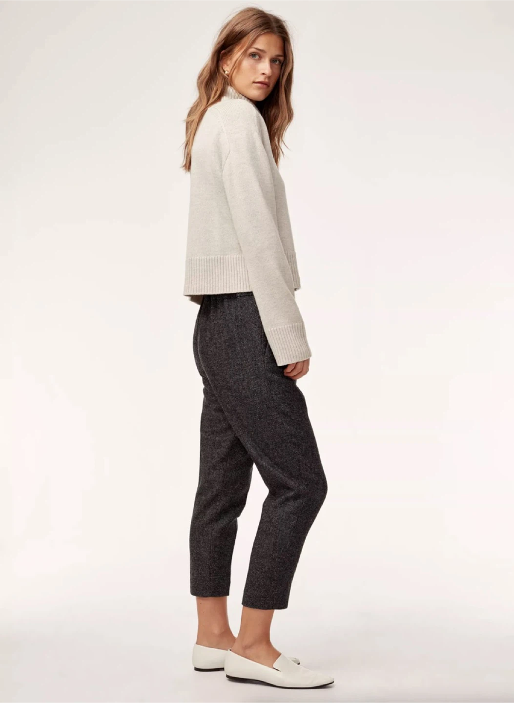 Babaton Aritzia Gray Cohen Cropped Wool Silk Blend Trousers (12) - photo 4