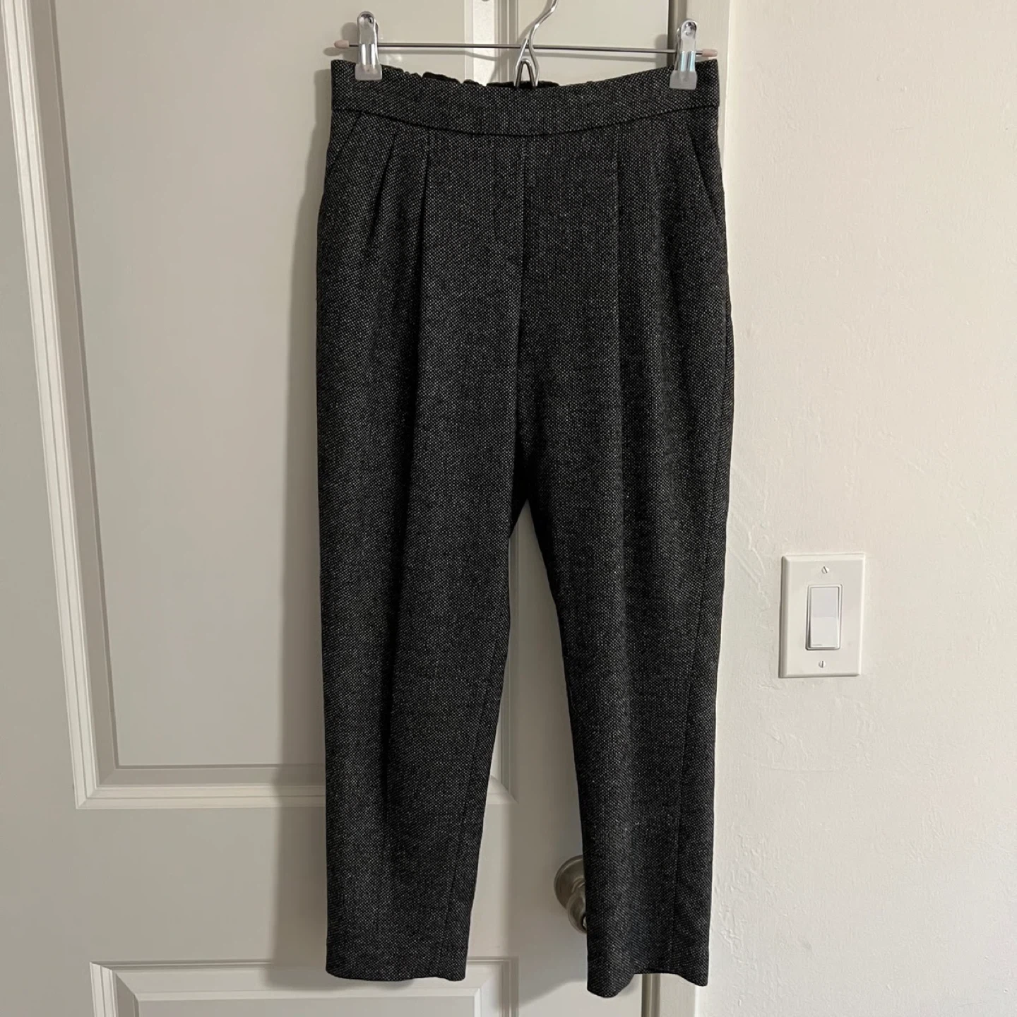 Babaton Aritzia Gray Cohen Cropped Wool Silk Blend Trousers (12) - photo 5