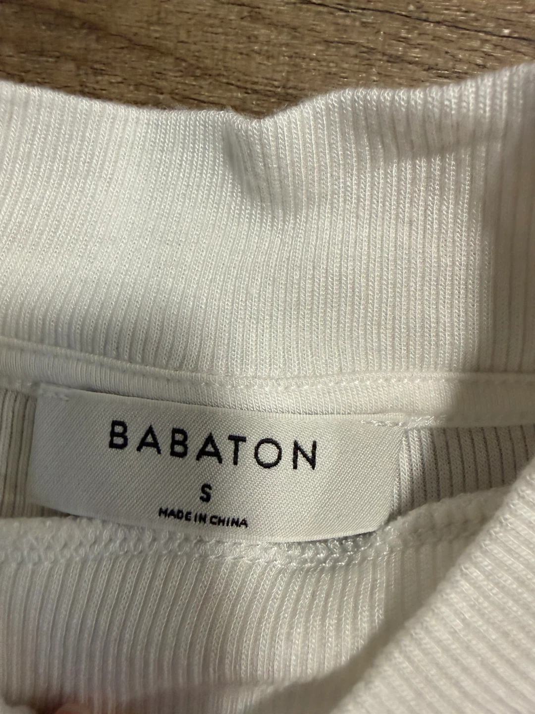 Babaton White Mock Neck Ribbed Cropped Top Size S - photo 3
