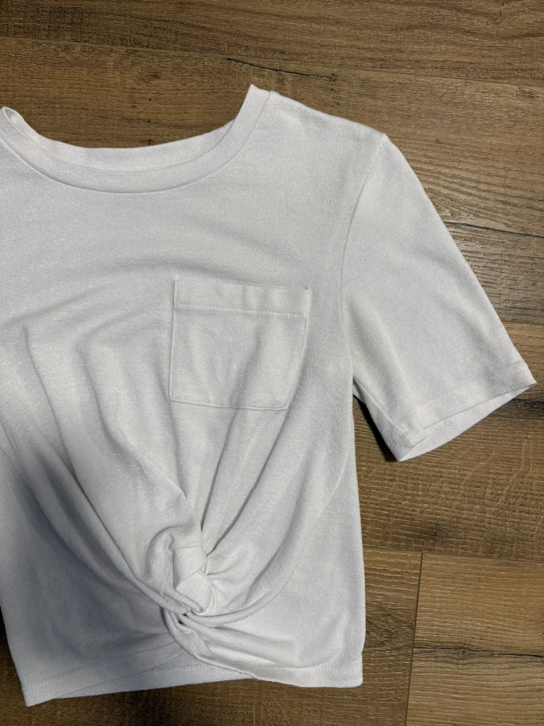 Wilfred Free White Twist Front Pocket T-Shirt XS - photo 2