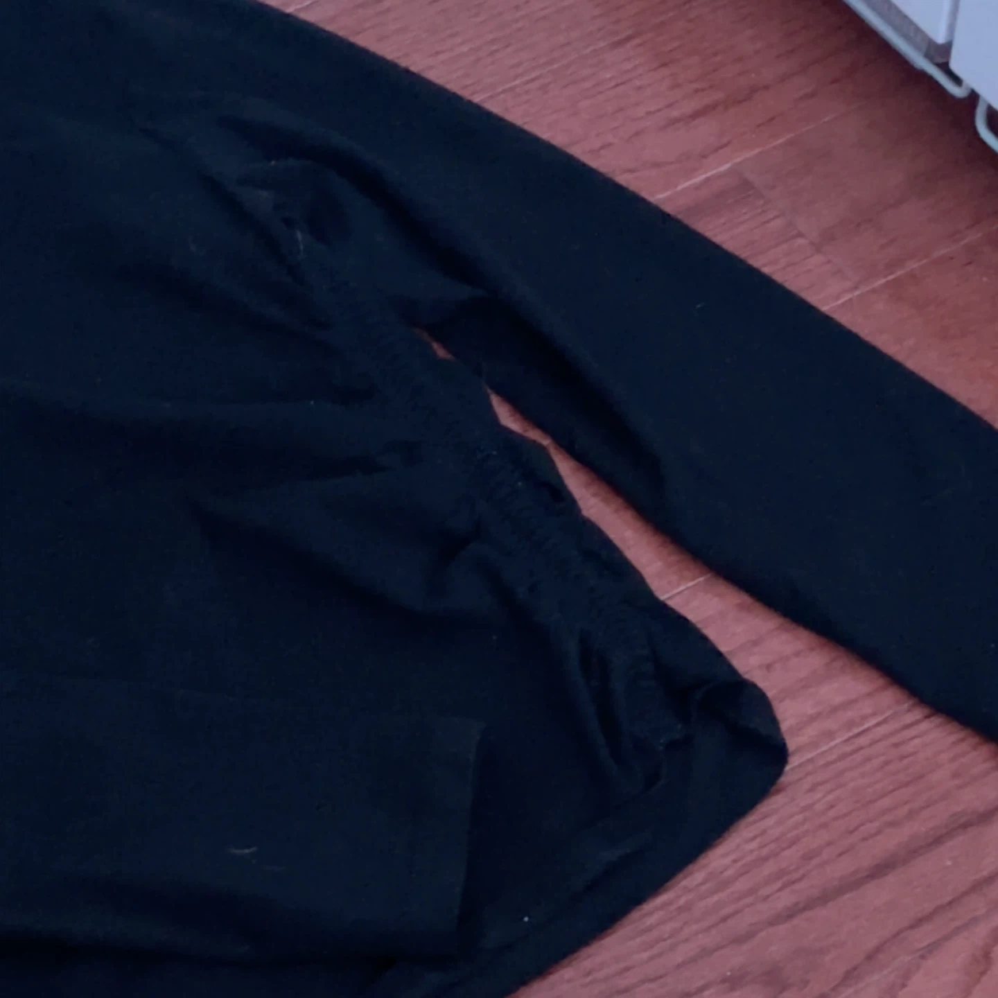 Black Shiry - Size L/G - photo 2