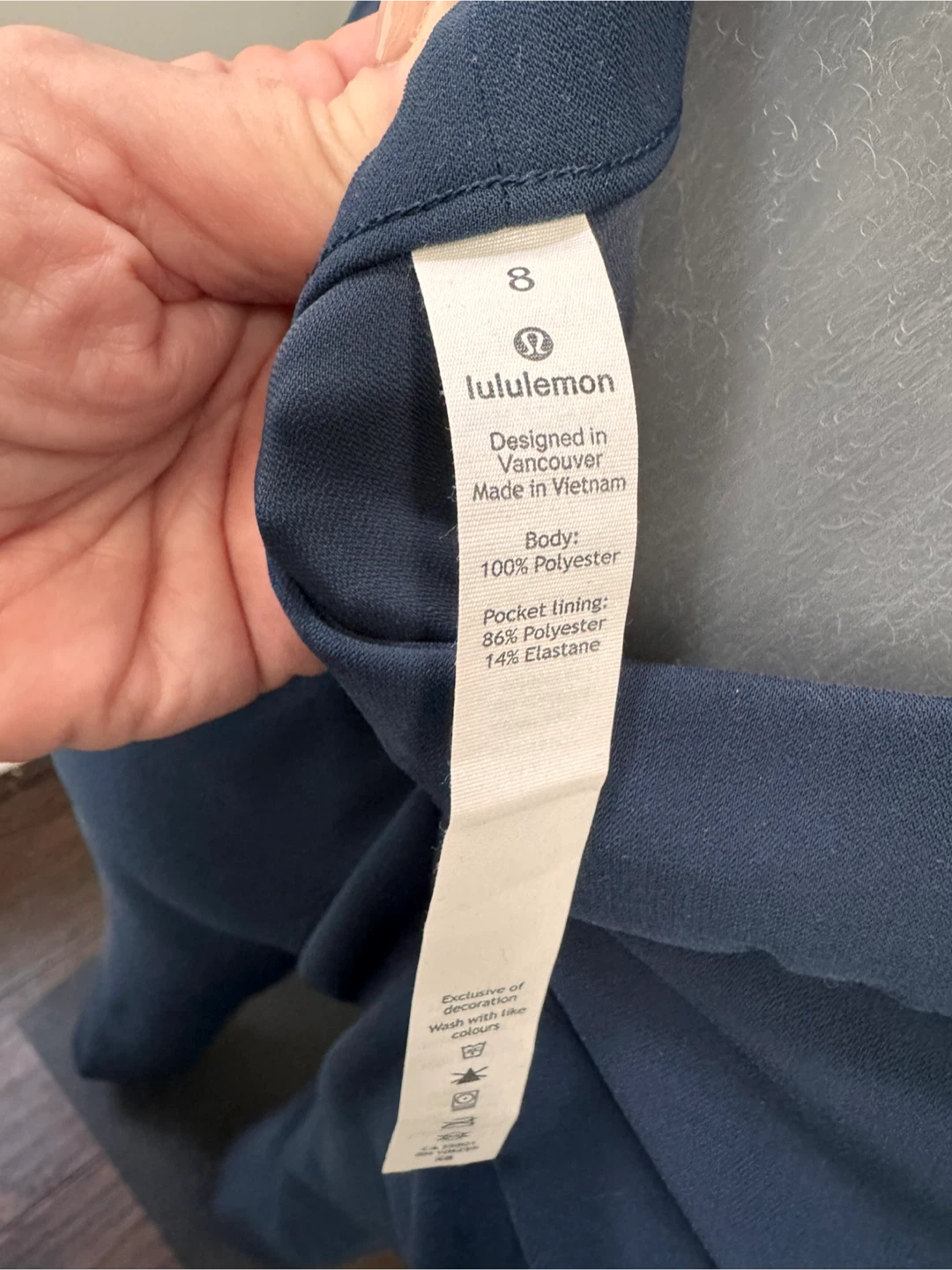 Lululemon On The Fly Pants - never worn - photo 3