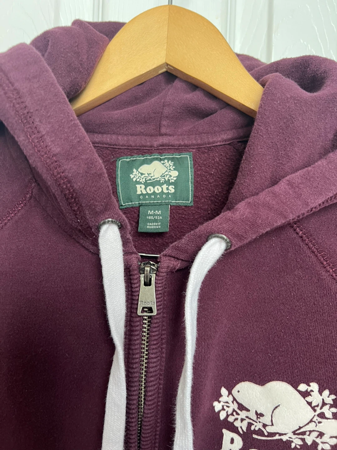 Woman’s Roots Canada Full Zip Hoodie size medium - photo 2