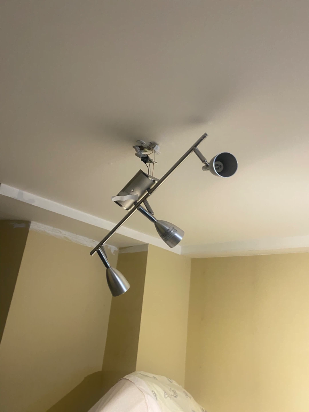 3-Light Metal Track Lighting Fixture
