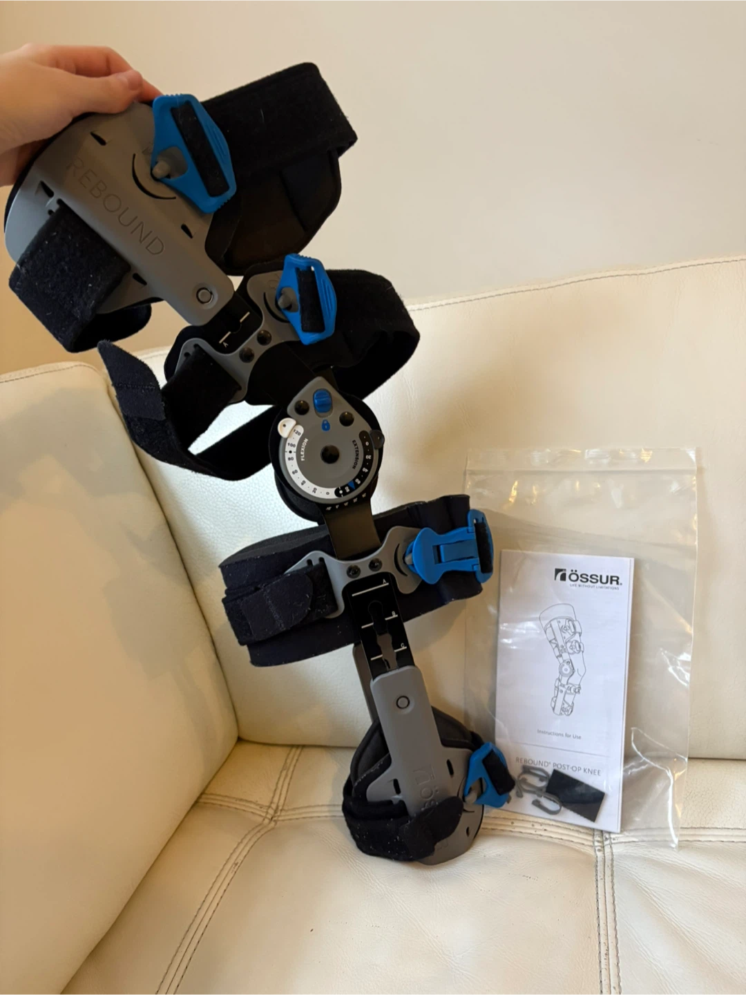 Ossur Rebound Post-Op Knee Brace (Right Knee) - photo 2
