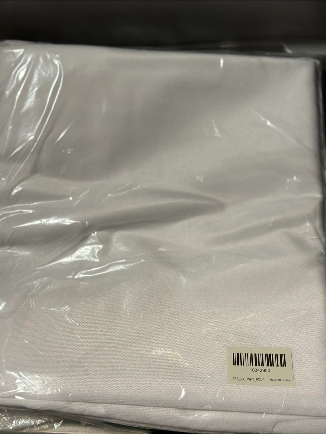 ROUND TABLE WHITE CLOTH- 136” Polyester Fabric - photo 2