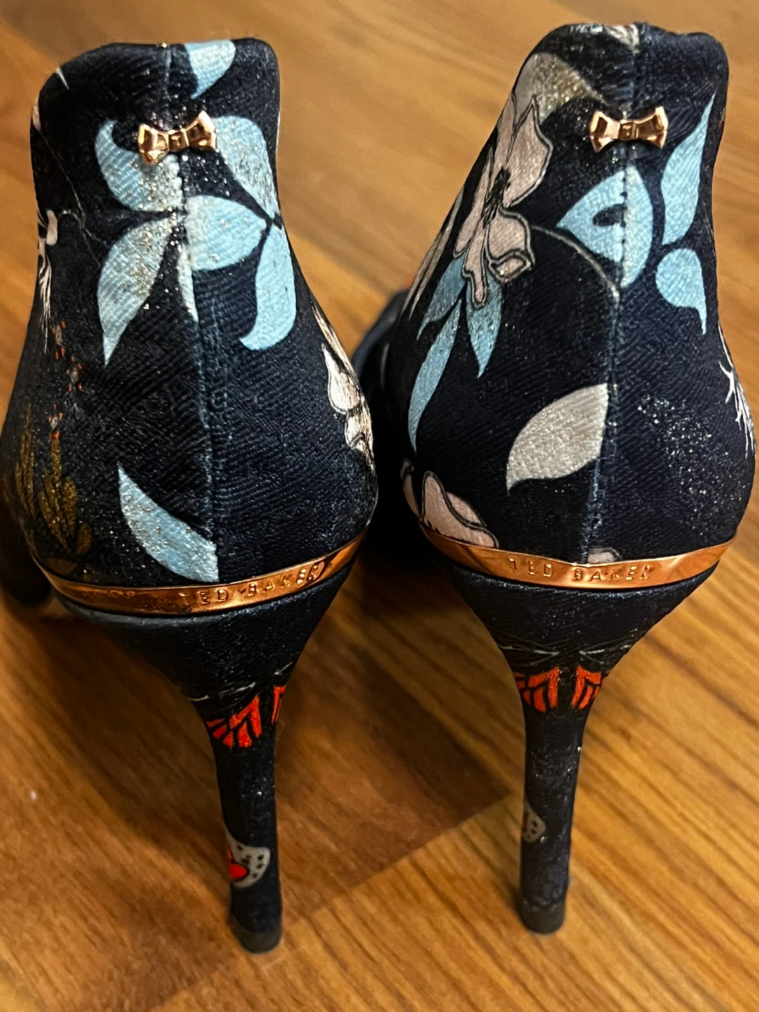New!!Ted Baker Blue Butterfly Heels - photo 4