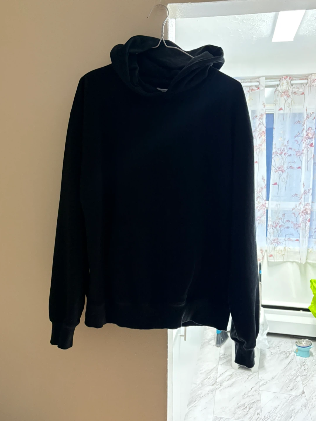 Kuwalla Black Hoodie Size M