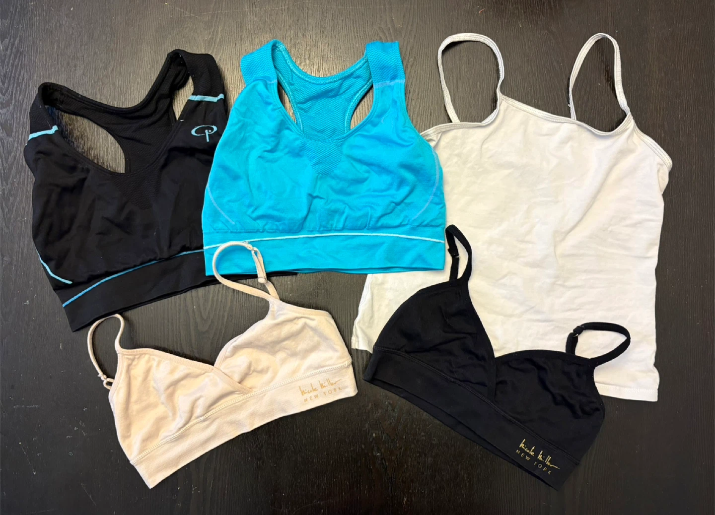 Bundle of girls’s sports bras and tank tops, size 8-10/small