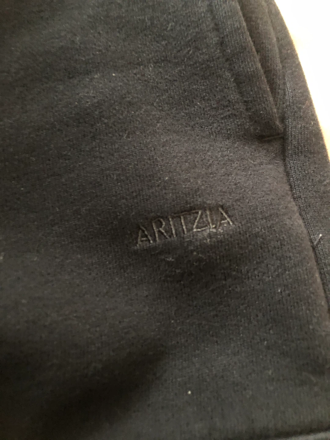 Aritzia Black Cargo Sweatpants - photo 2