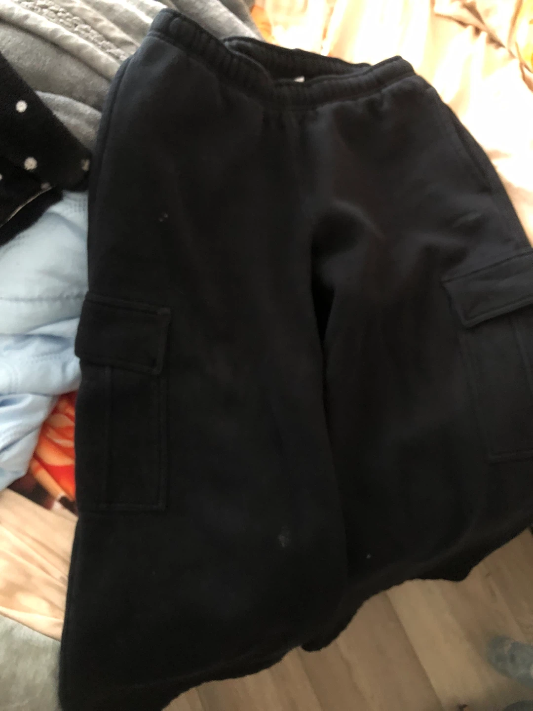 Aritzia Black Cargo Sweatpants - photo 3