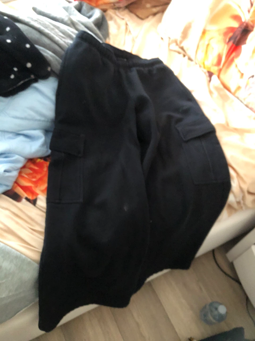 Aritzia Black Cargo Sweatpants