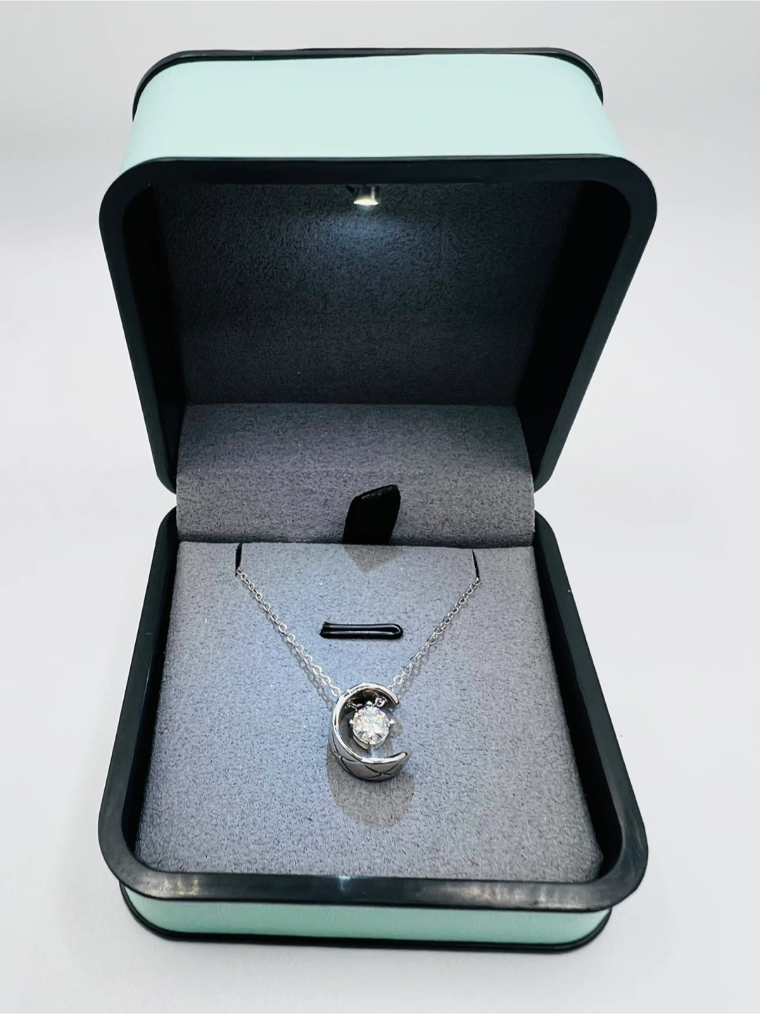 0.5 carat Moissanite 925 Sterling Silver necklaces