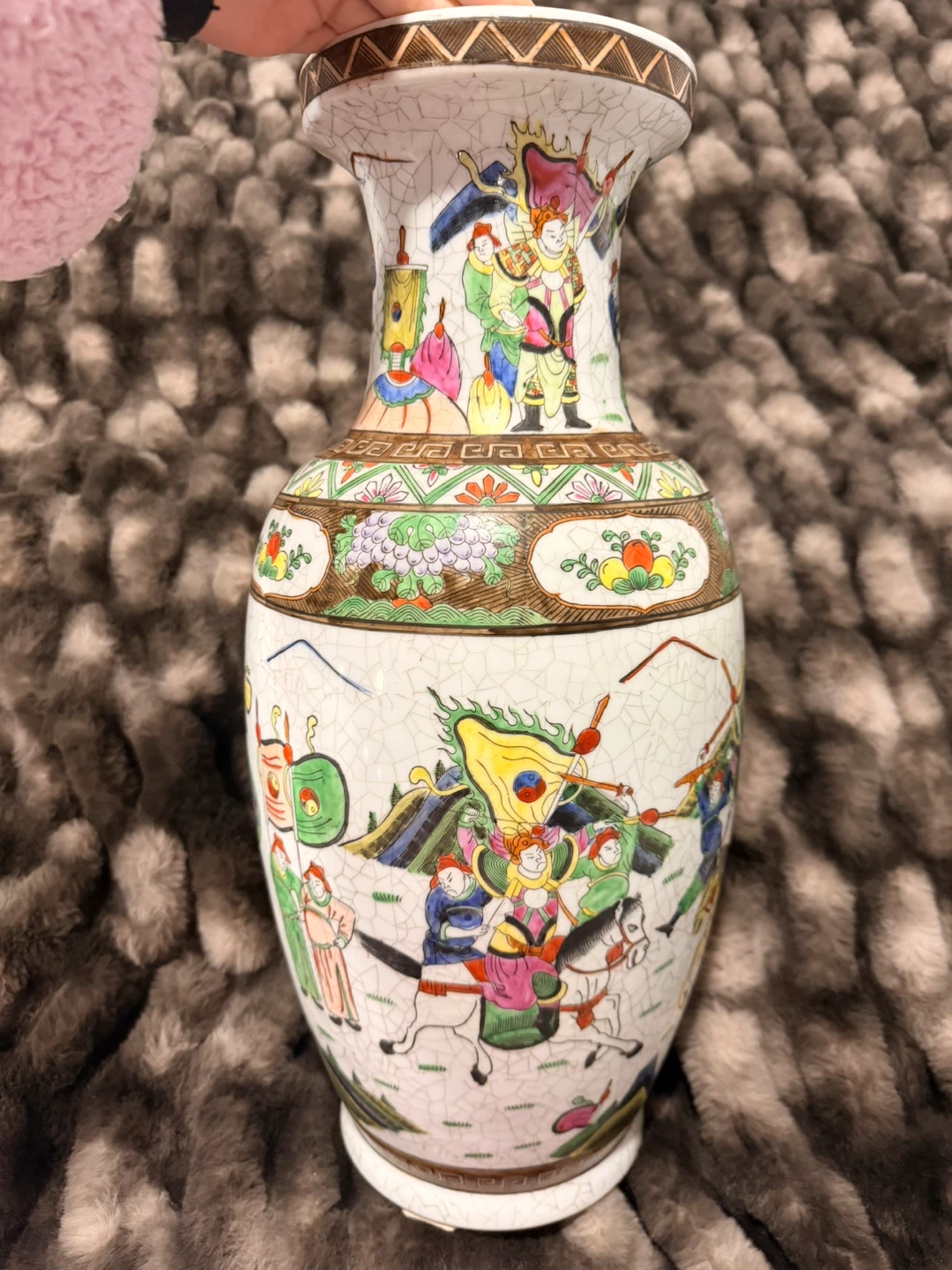 Vintage Hand painted Chinese Ceramic Vase