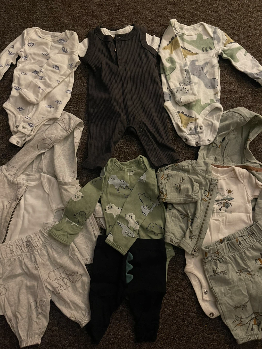 Baby Boy Clothes Lot - Dinosaurs & Neutrals - photo 2