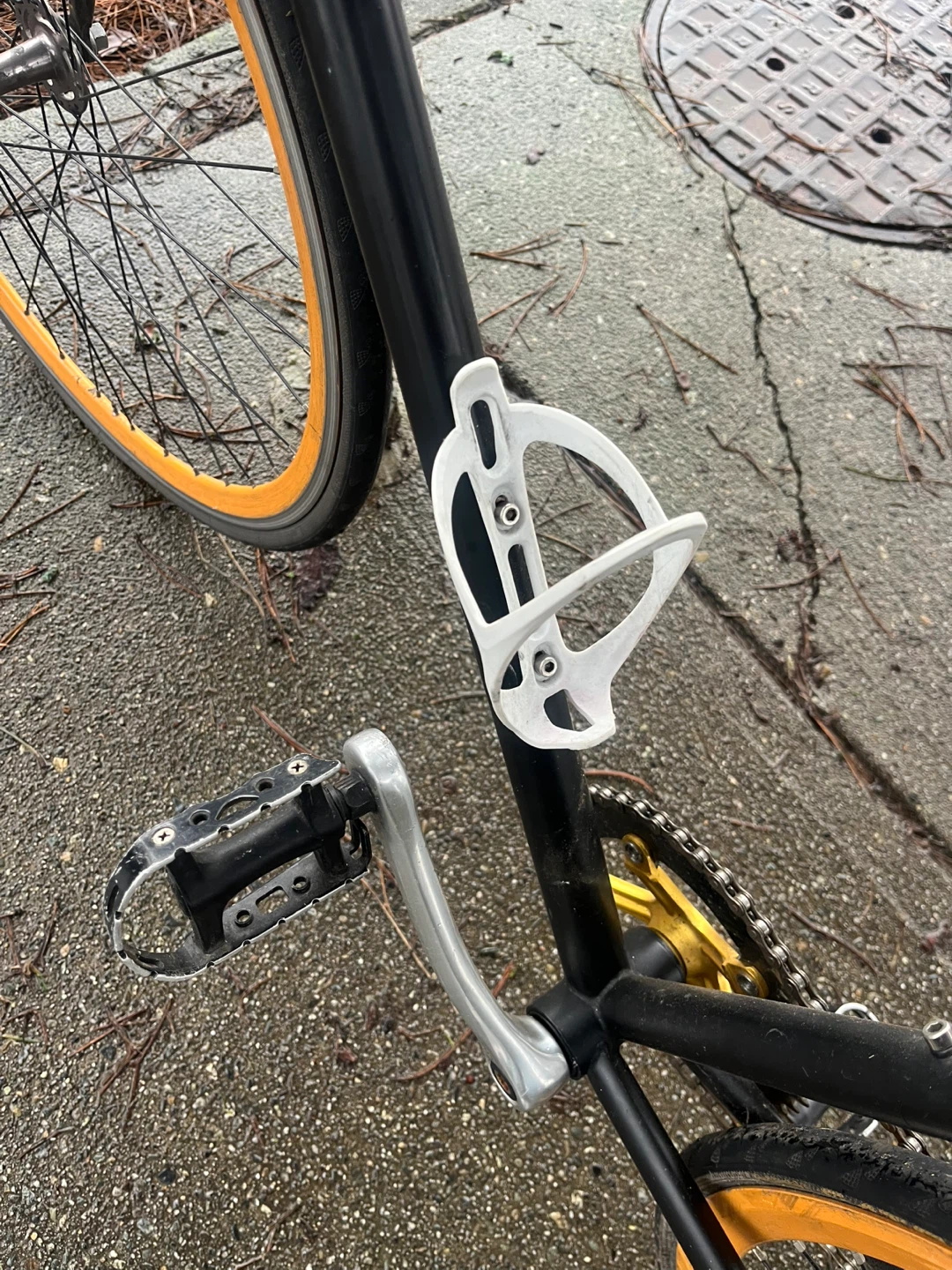 Black Single Speed Bicycle with Orange Rims - photo 4