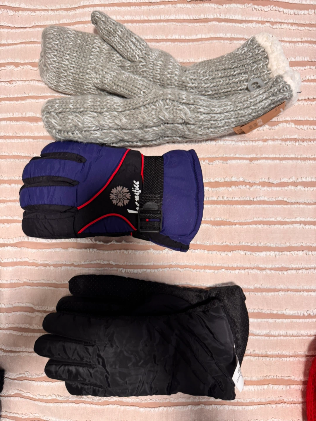 Bundle of 3 Pairs of Gloves