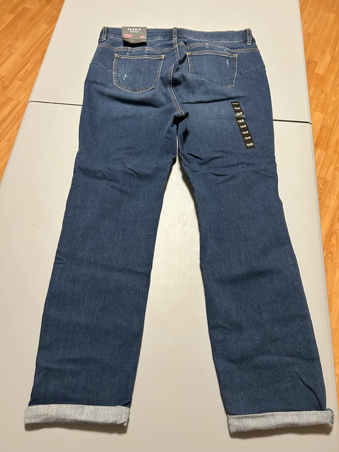Torrid Bombshell Straight Jeans - Size 16 - photo 2