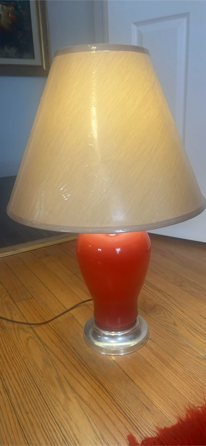 White and Red Ceramic Table Lamps with Beige Shade - photo 2