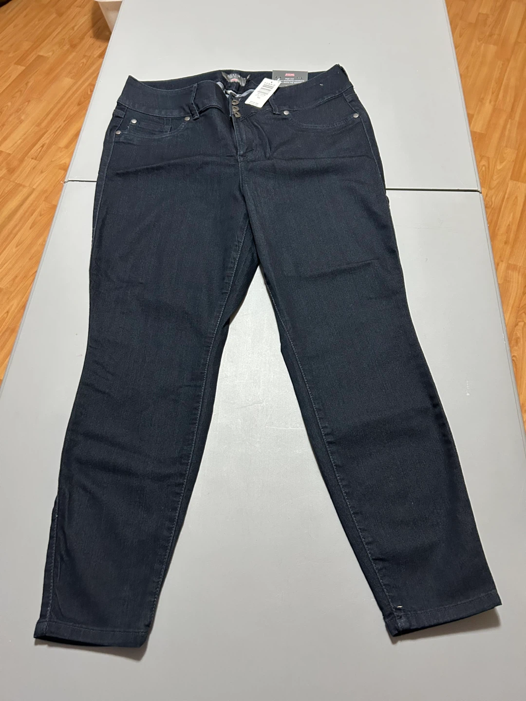 Torrid Women's Dark Wash Super Skinny Jeggings - Size 16S