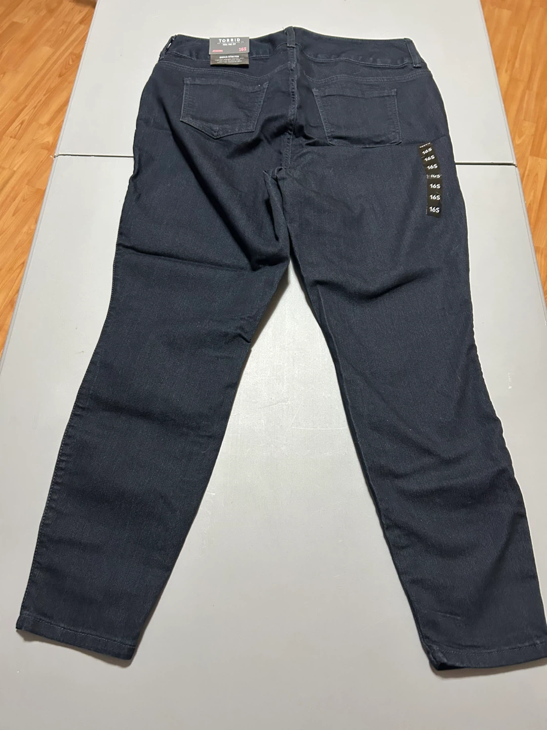 Torrid Women's Dark Wash Super Skinny Jeggings - Size 16S - photo 3
