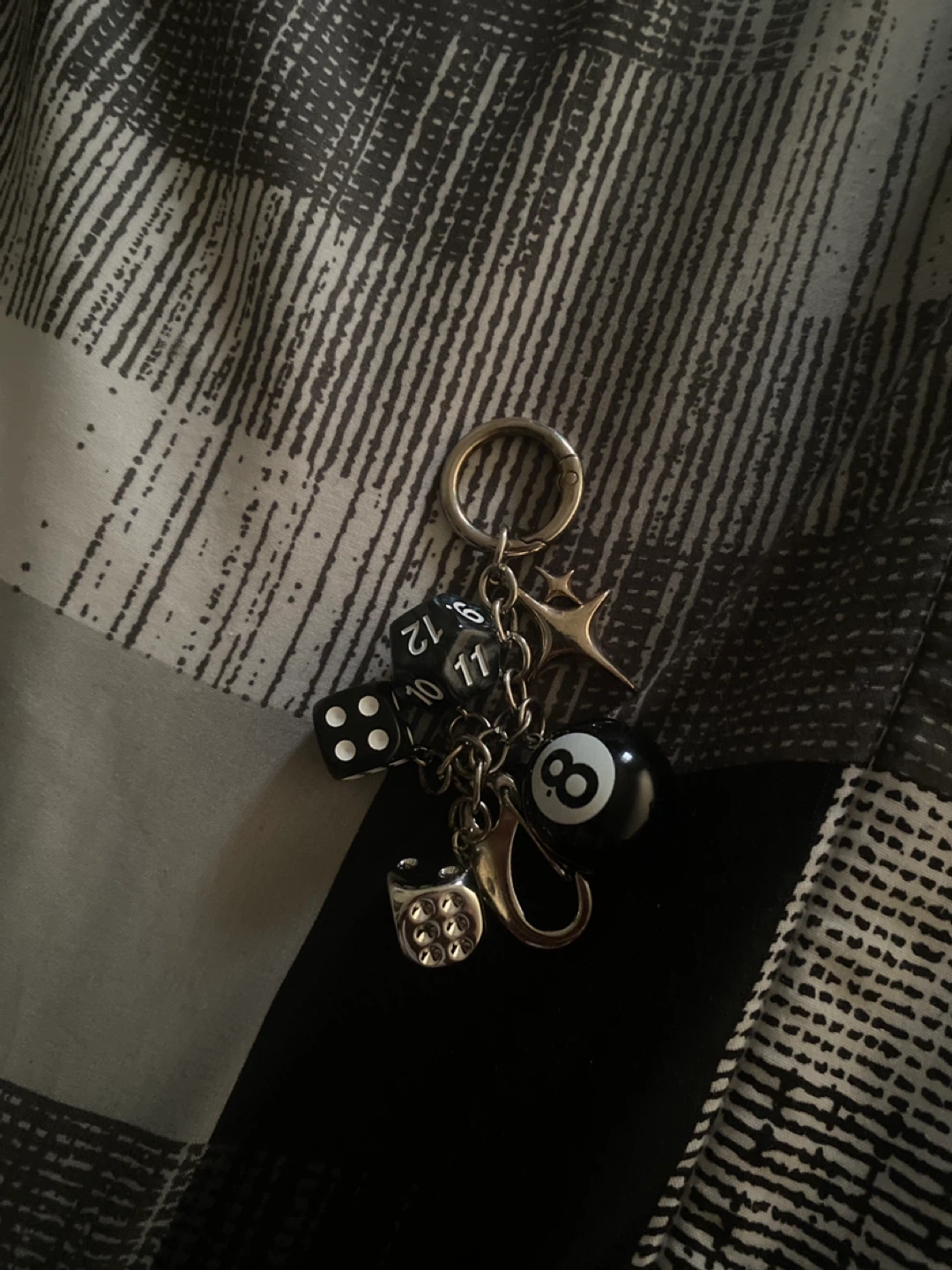 8ball Keychain