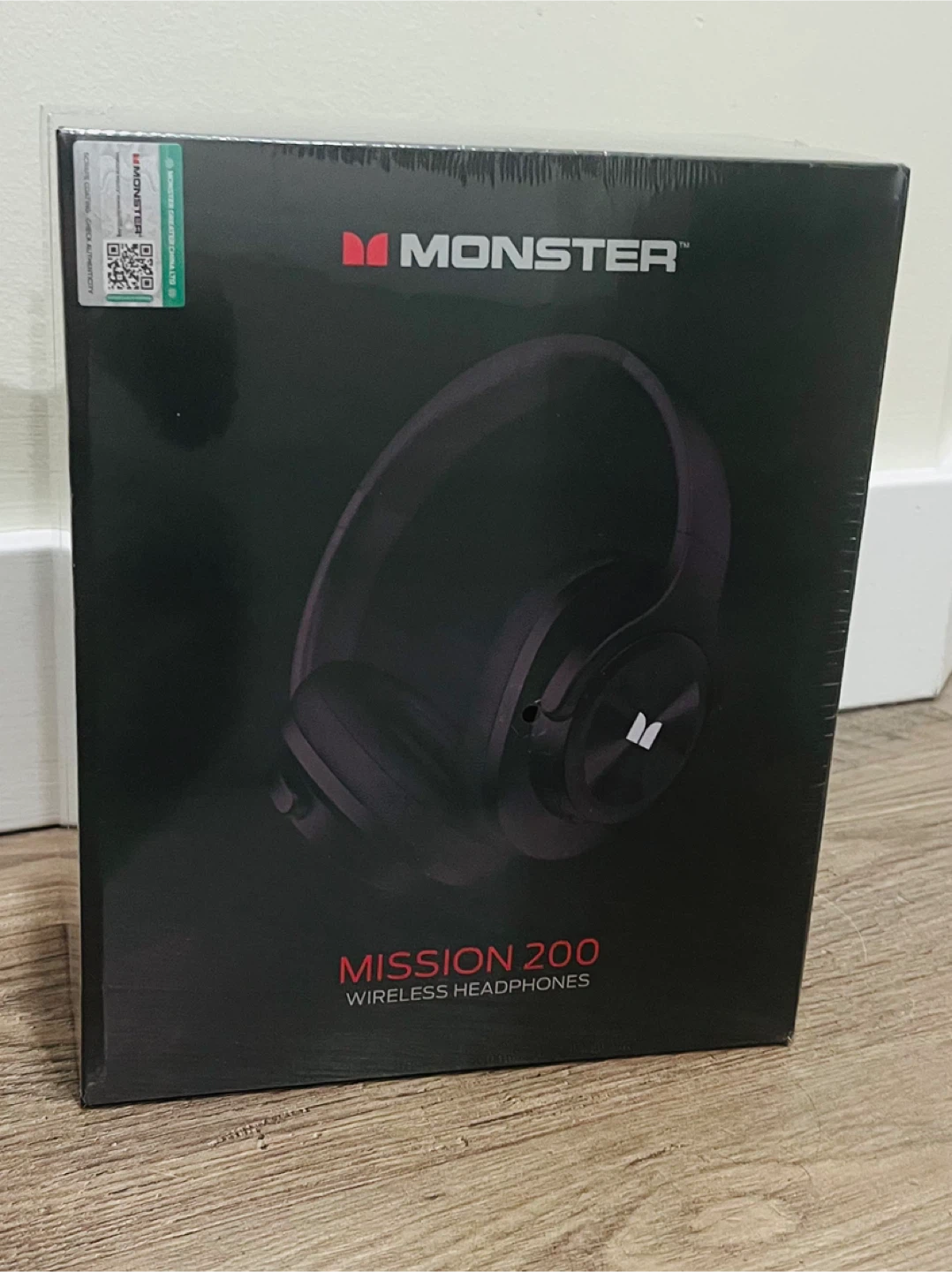 NEVER OPENED Wireless Headphones (Mission 200 Monster)