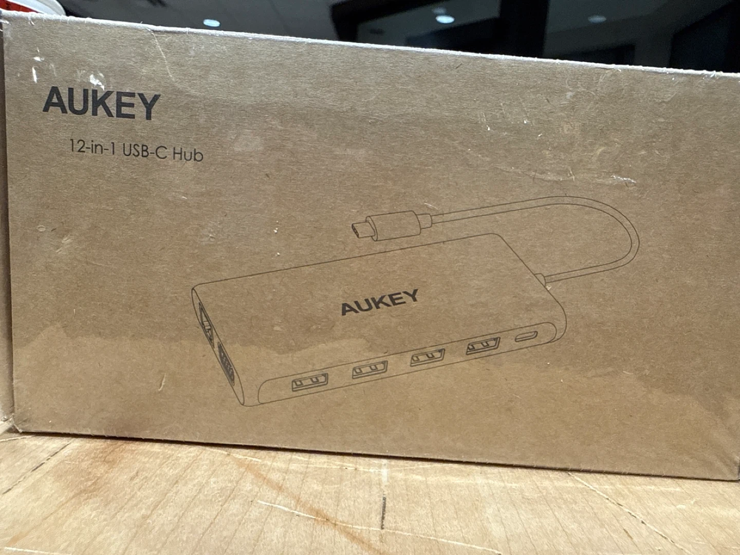 AUKEY USB C Hub Multiport Adapter 12 in 1 - photo 2