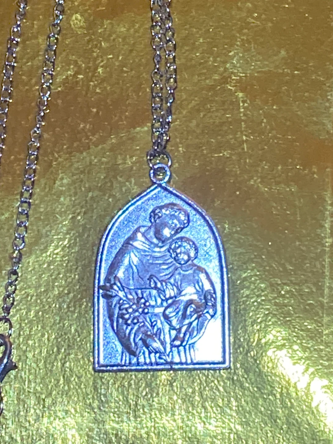 St. Anthony of Padua Religious Medal Necklace - photo 3