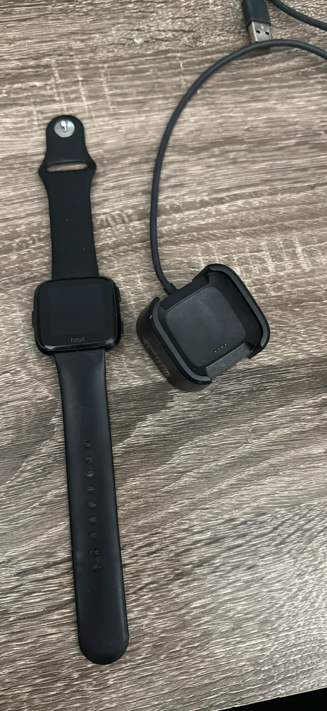 Fitbit Versa 3 Smartwatch