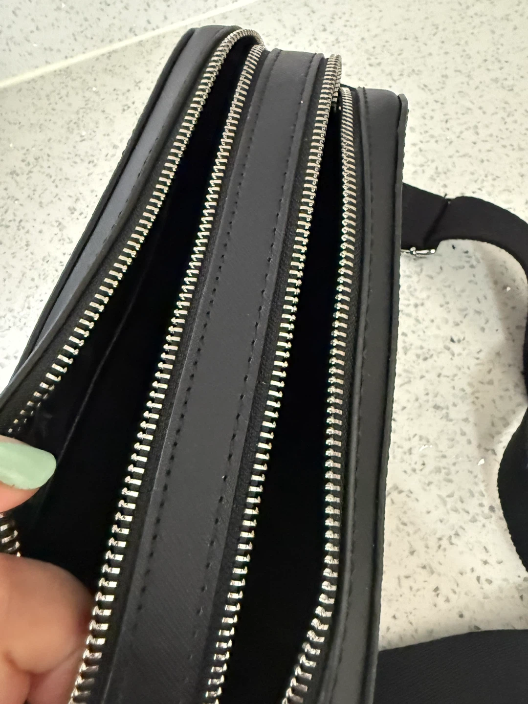 DKNY Tutu Xbody TC Crossbody Bag - photo 3