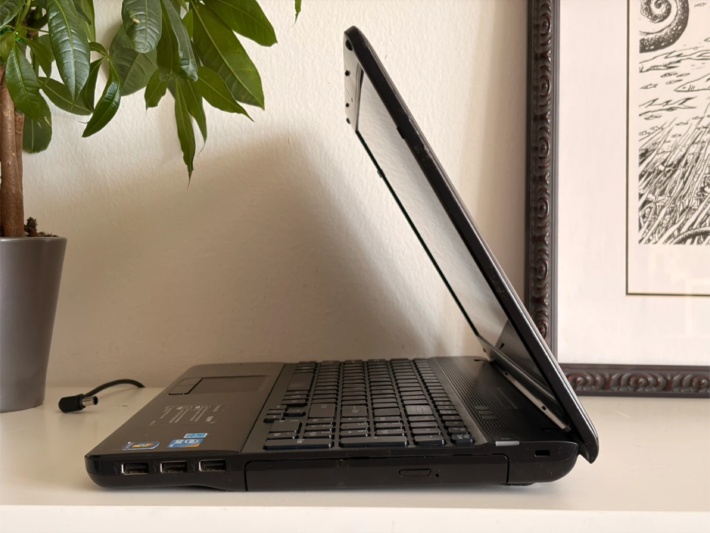 Sony VAIO E Series Laptop - photo 4