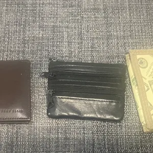 Bentley RFID Blocking Card Sleeves (4 Pack) | Karrot Bentley RFID Blocking Card Sleeves (4 Pack) | Karrot