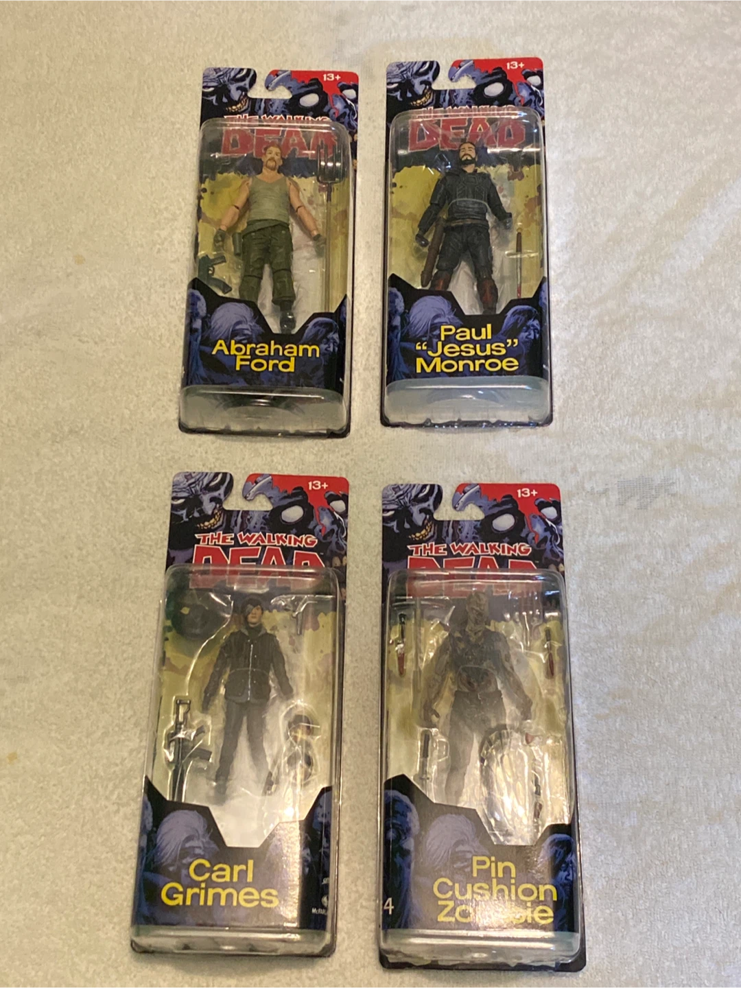 The Walking Dead Action Figure Comic series 4