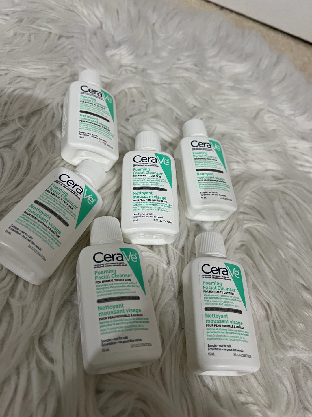 CeraVe Foaming Facial Cleanser Oily Skin 15 mL Bottles (6-Pack)