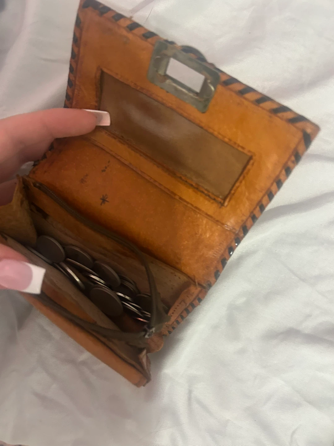 Brown tooled leather wallet made in mexico - photo 2